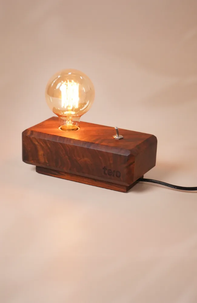 ADIA - Desktop Exo Lamp