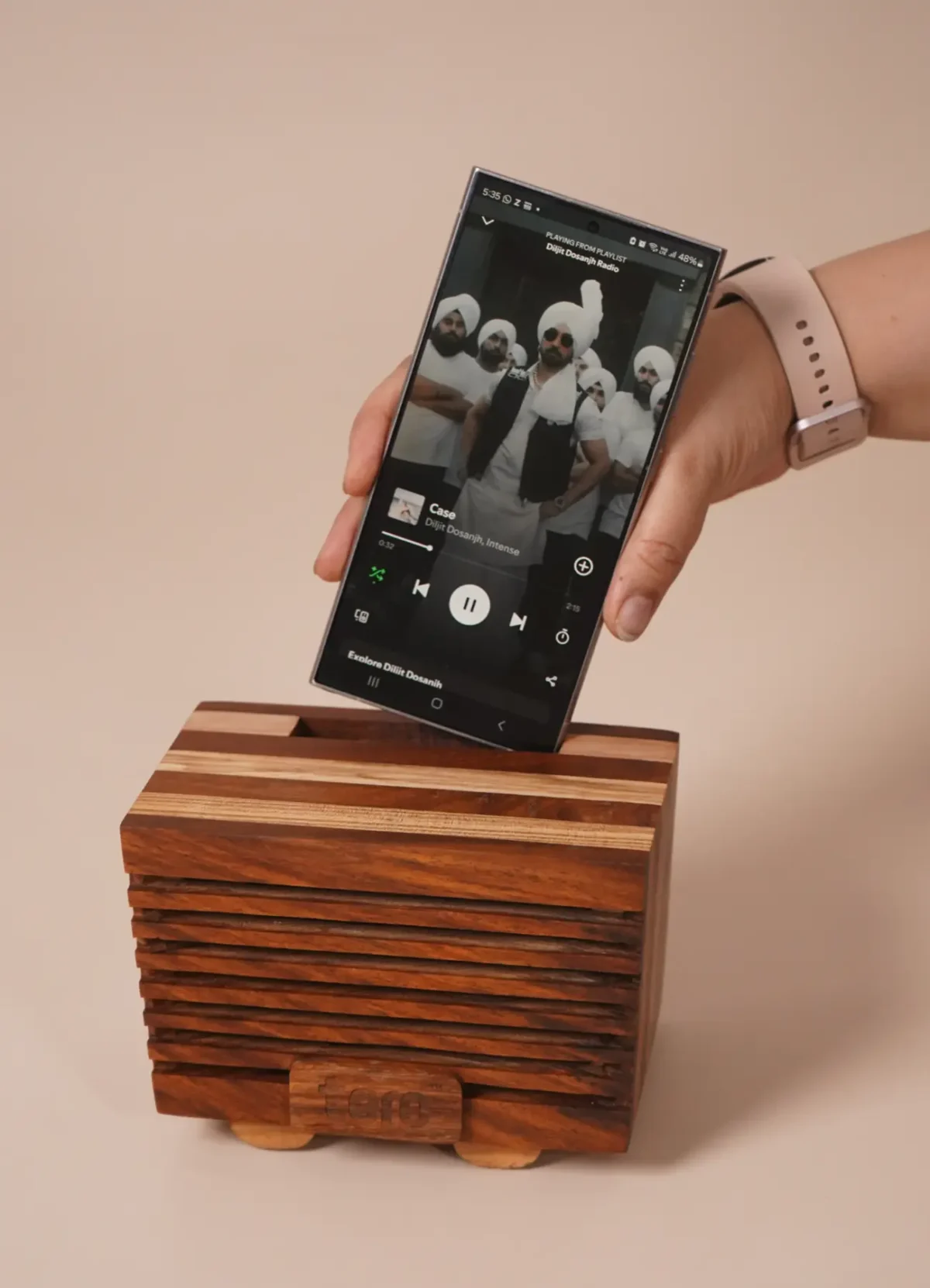 ECHO – Acoustic Amplifier & Phone Dock