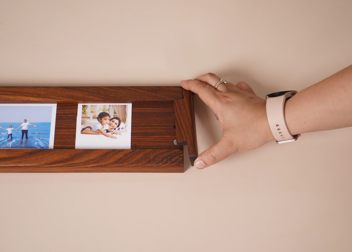 wooden Wall Frame online for Polaroid Prints